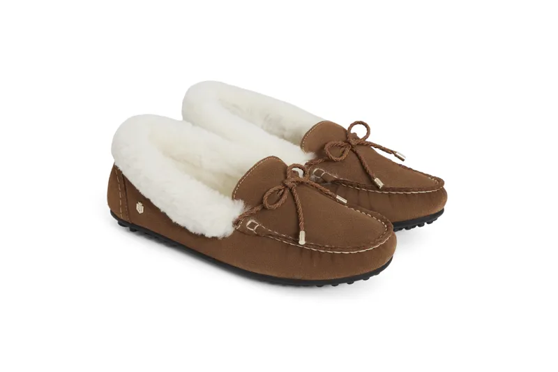 Fairfax and Favor Womens Henley Shearling Lined Slipper Tan Suede