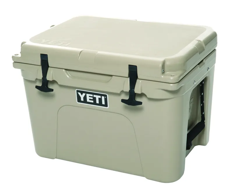 YETI Tundra 35 Desert Tan-2