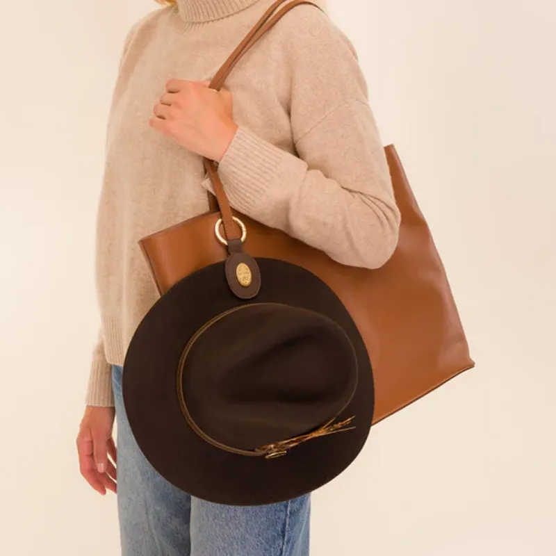 Hicks and Brown Hat Clip Brown-1